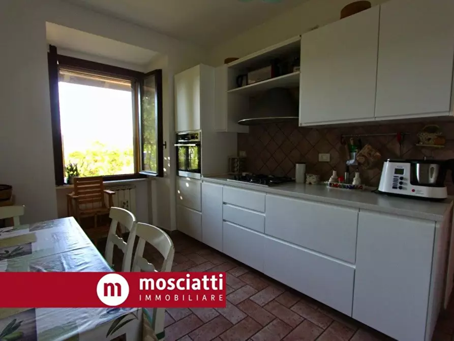 Immagine 18 di Rustico / casale in vendita  in Località Coste Falcotto a Esanatoglia