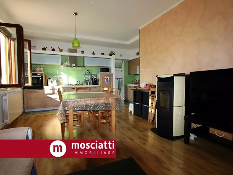 Immagine 17 di Rustico / casale in vendita  in Località Coste Falcotto a Esanatoglia