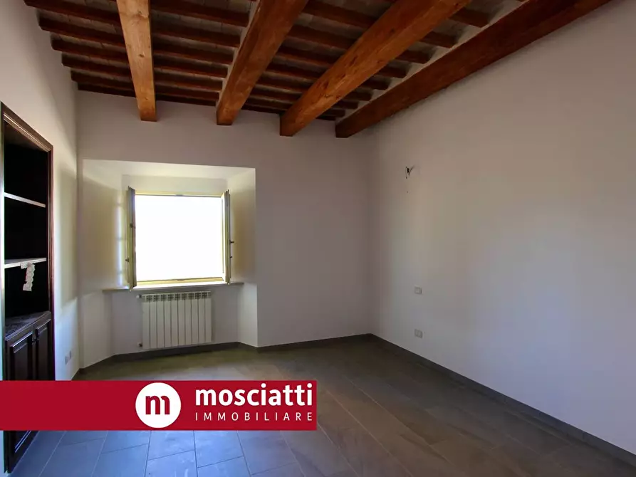 Immagine 1 di Appartamento in vendita  in Vittorio Emanuele a Esanatoglia