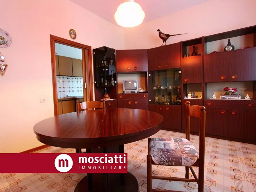 Immagine 8 di Casa indipendente in vendita  in Collepere a Esanatoglia