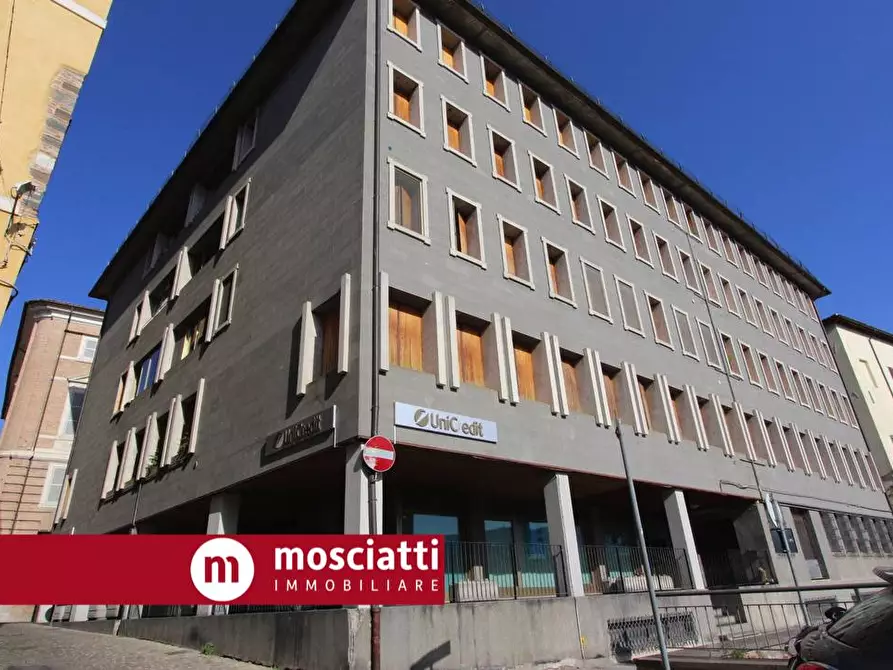 Immagine 2 di Appartamento in vendita  in Orti 18 a Esanatoglia