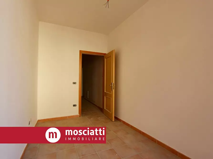 Immagine 2 di Appartamento in vendita  in Via Umberto I 16 a Esanatoglia
