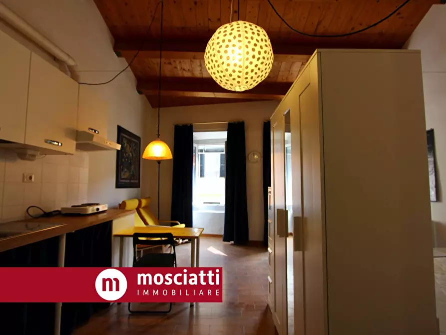 Immagine 5 di Casa indipendente in vendita  in Corso Vittorio Emanuele 42 a Esanatoglia