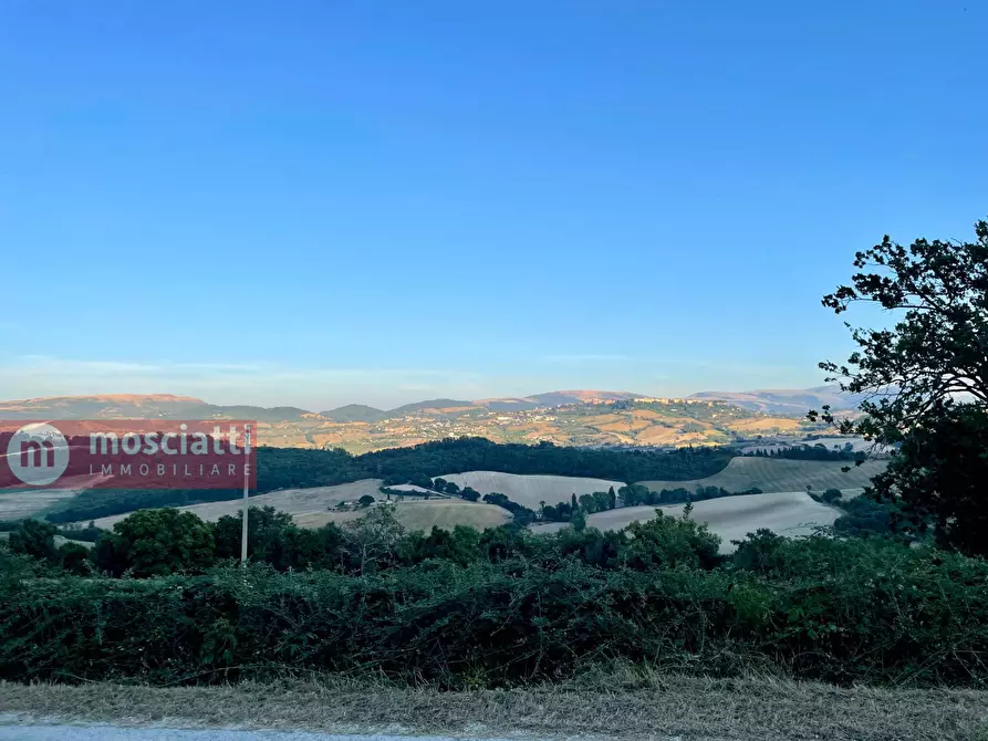 Immagine 5 di Rustico / casale in vendita  in Località Perito a Camerino