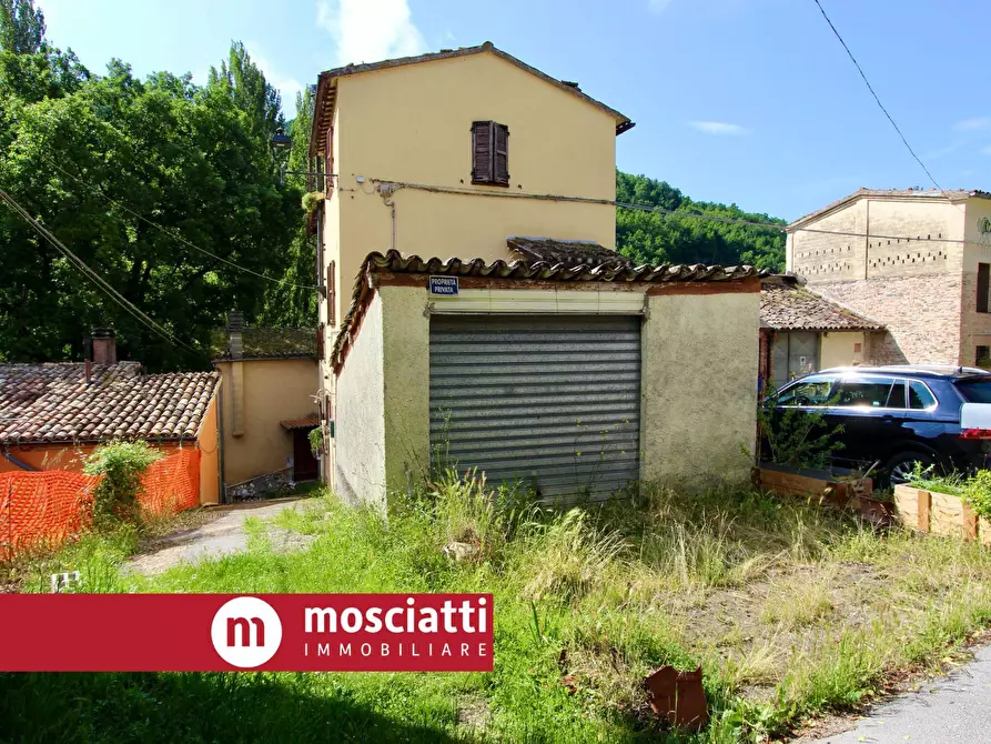 Immagine 6 di Casa indipendente in vendita  in Braccano a Esanatoglia