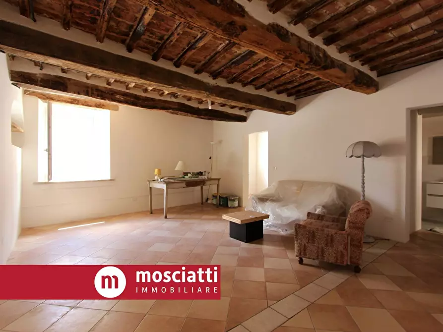 Immagine 5 di Casa indipendente in vendita  in Piazza Garibaldi 14 a Esanatoglia