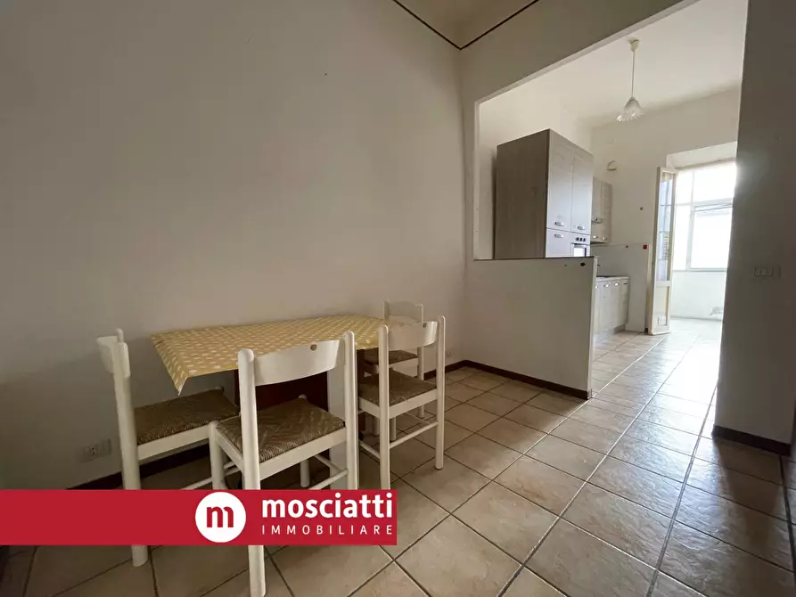 Immagine 1 di Appartamento in vendita  in Via Rismondo 27 a Esanatoglia