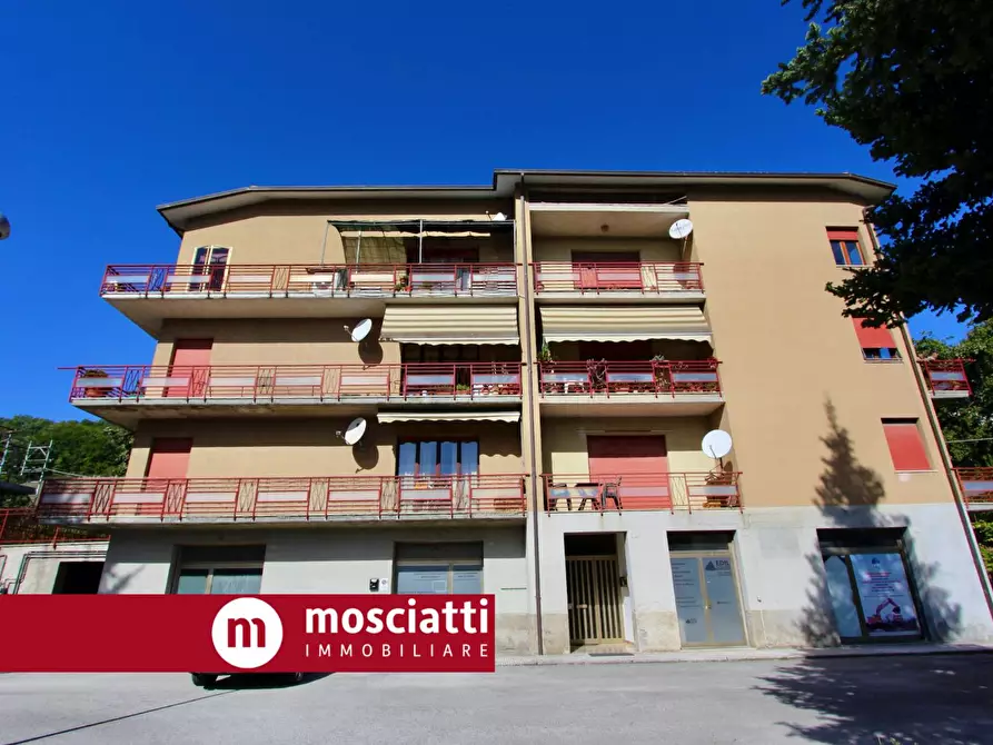 Immagine 1 di Appartamento in vendita  in Via Merloni 18 a Castelraimondo