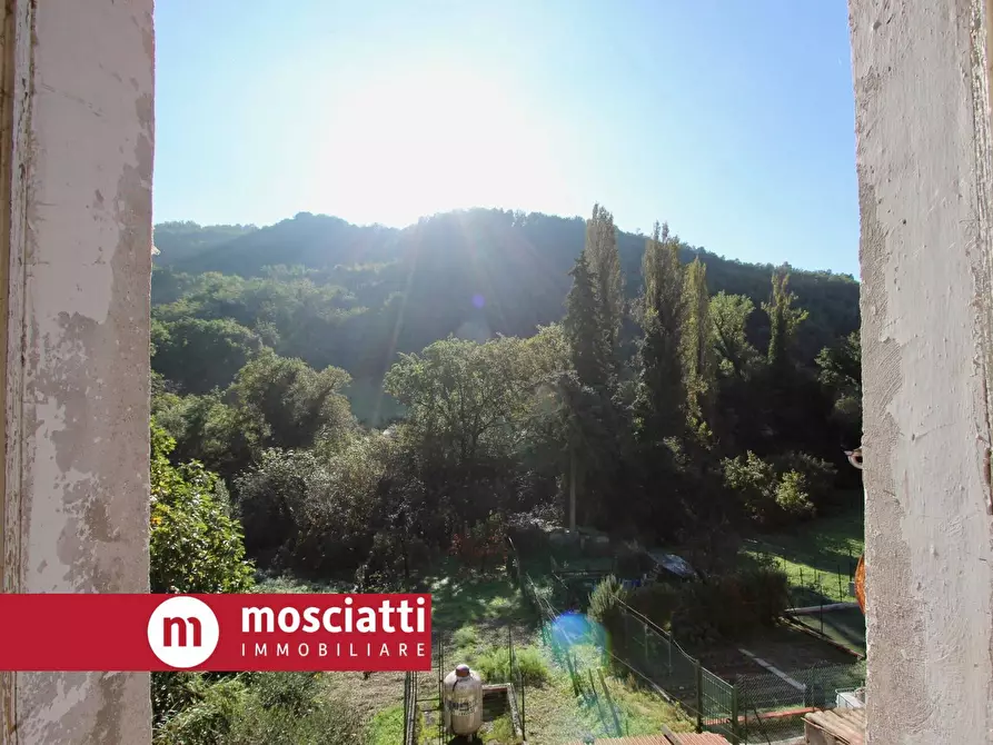 Immagine 5 di Casa indipendente in vendita  in Braccano a Esanatoglia