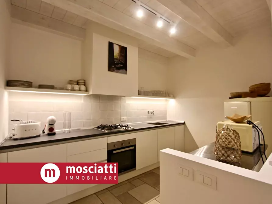 Immagine 4 di Casa indipendente in vendita  in Frazione Grimaldi 24 a Esanatoglia