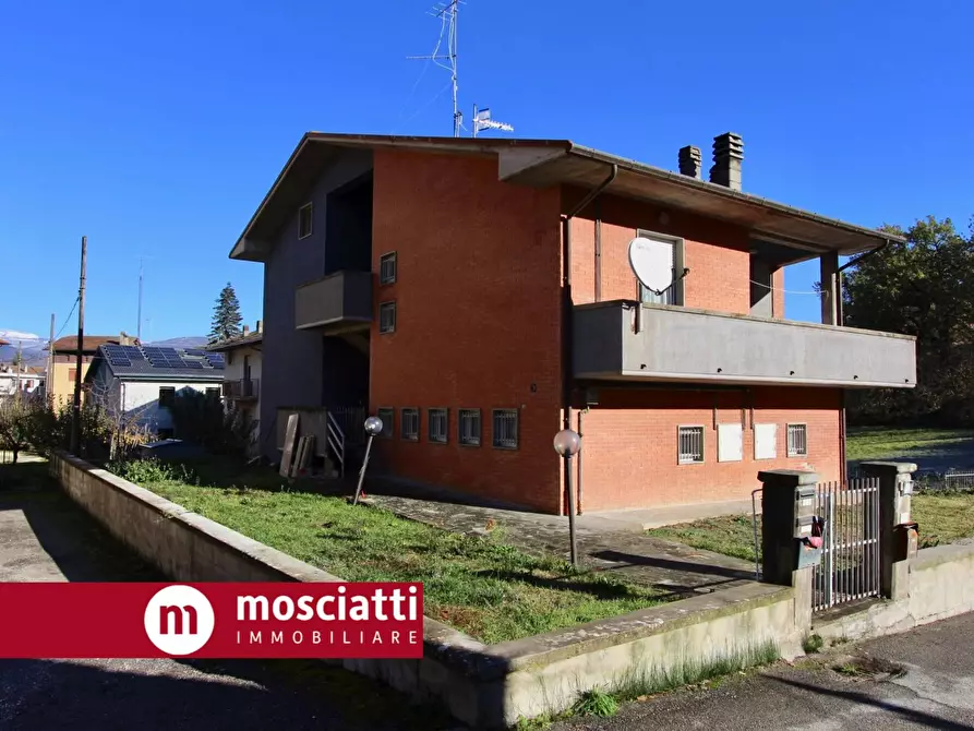 Immagine 3 di Casa indipendente in vendita  in Via Monte Primo 2 a Castelraimondo