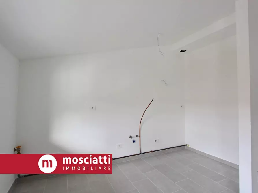 Immagine 3 di Attico in vendita  in Viale Cesare Battisti a Esanatoglia
