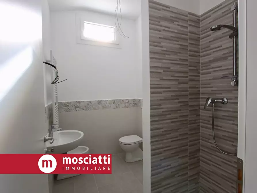 Immagine 6 di Attico in vendita  in Viale Cesare Battisti a Esanatoglia