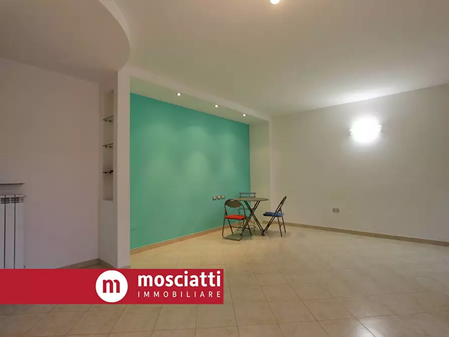 Immagine 4 di Appartamento in vendita  in Via Seneghini 8 a Cerreto D'esi