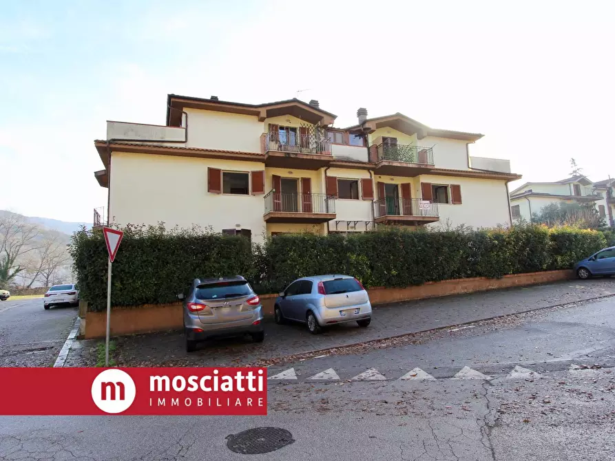 Immagine 3 di Appartamento in vendita  in Via Seneghini 8 a Cerreto D'esi