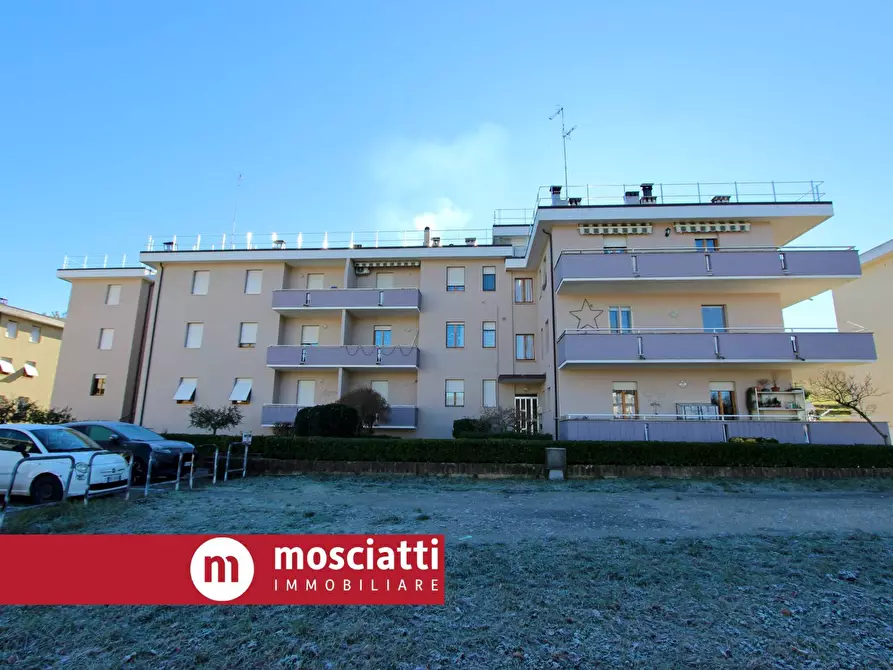 Immagine 1 di Appartamento in vendita  in Via Bachelet 12 a Esanatoglia