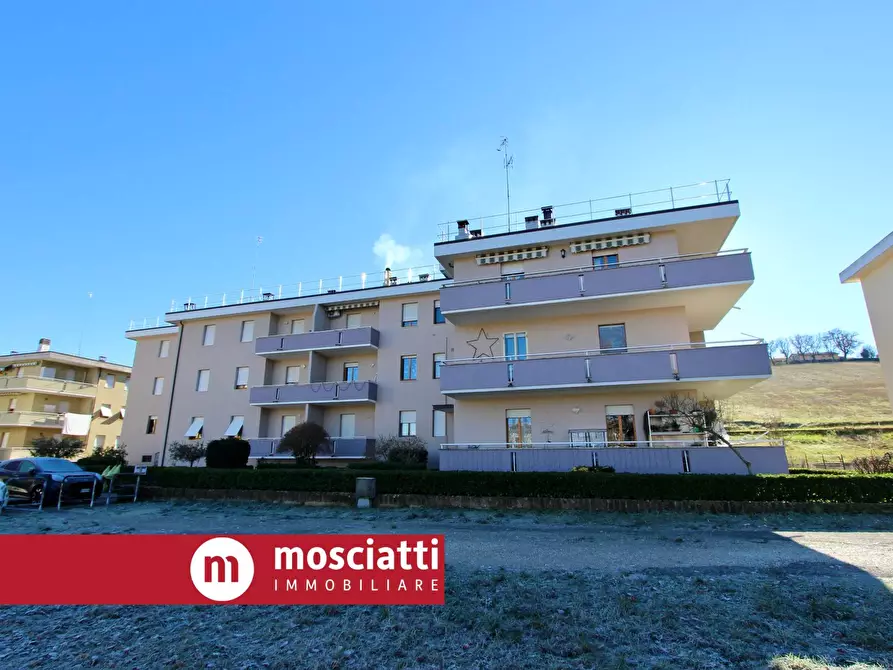 Immagine 2 di Appartamento in vendita  in Via Bachelet 12 a Esanatoglia