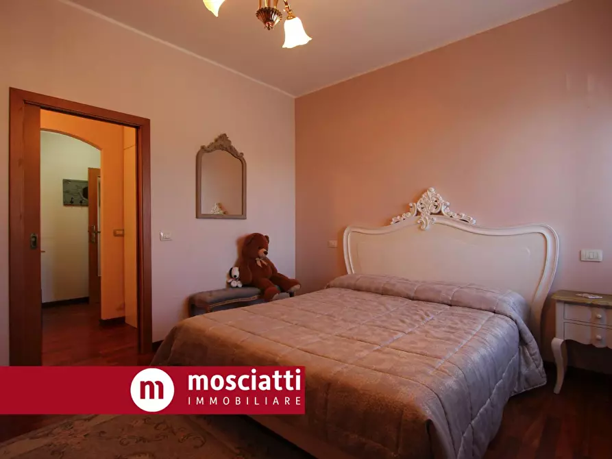 Immagine 8 di Appartamento in vendita  in Via Sfercia a Esanatoglia