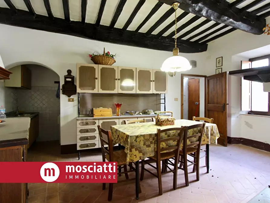 Immagine 11 di Casa indipendente in vendita  in Frazione Acquosi a Castelraimondo