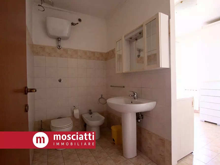 Immagine 9 di Appartamento in vendita  in Via Boldrini 67 a Esanatoglia