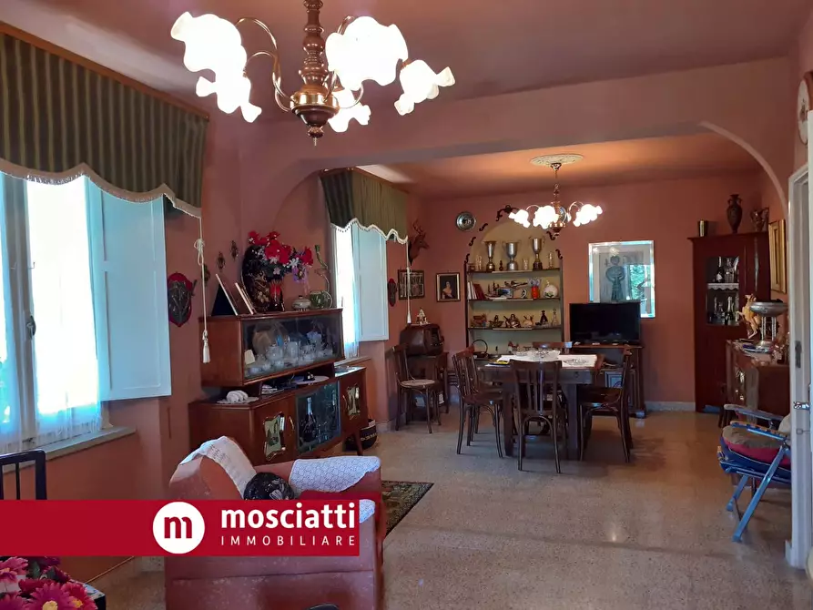 Immagine 5 di Casa indipendente in vendita  in Piazza Gabrielli 16 a Fabriano