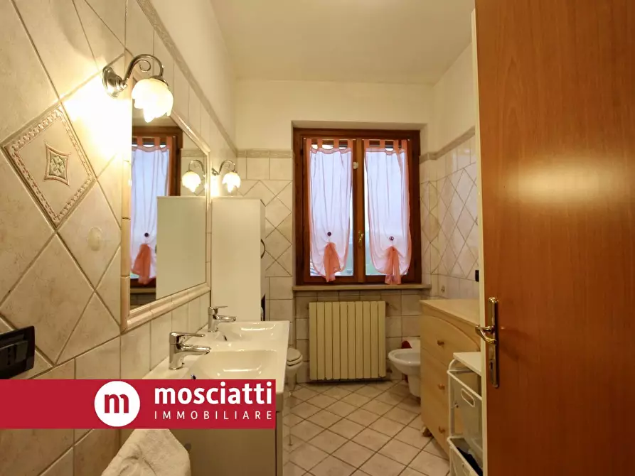 Immagine 6 di Appartamento in vendita  in Via F. Nuzi 12 a Esanatoglia