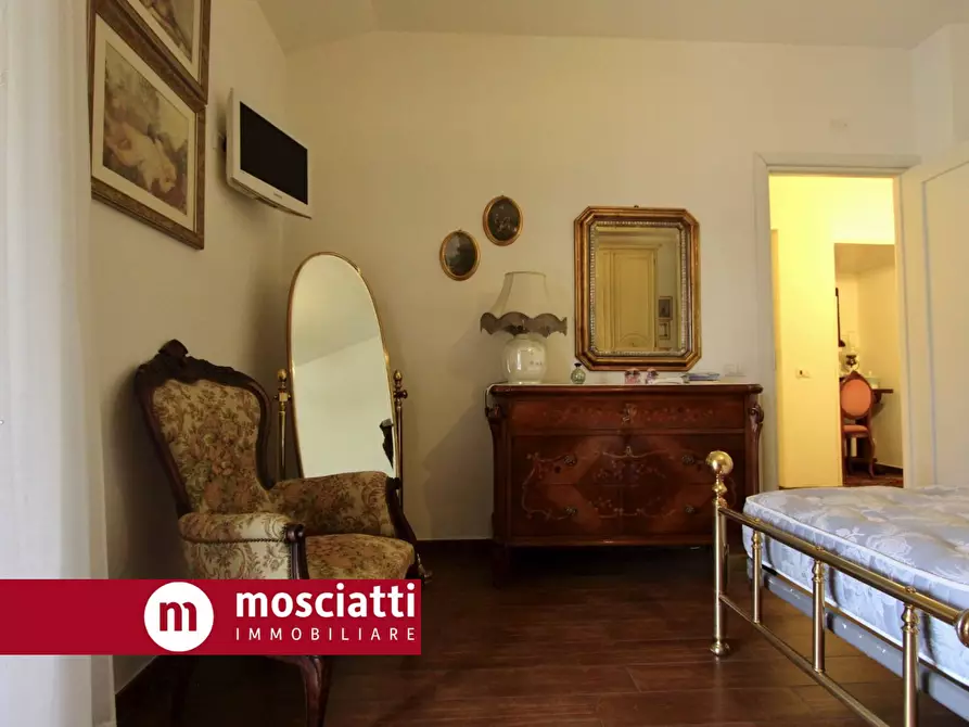 Immagine 19 di Villa in vendita  in Località Montagnano 22 a Camerino