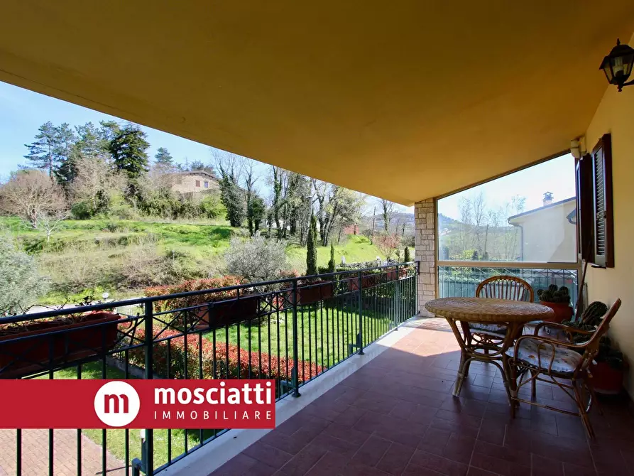Immagine 21 di Villa in vendita  in Località Montagnano 22 a Camerino