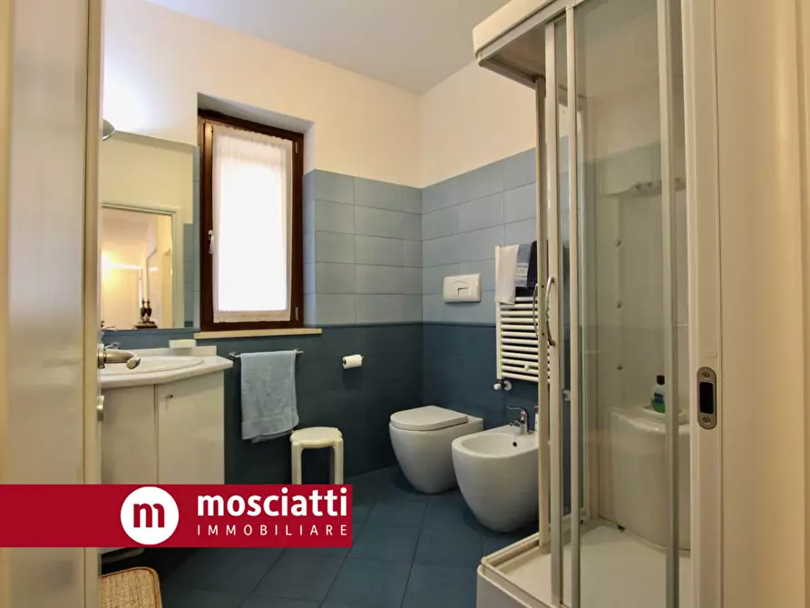 Immagine 23 di Villa in vendita  in Località Montagnano 22 a Camerino