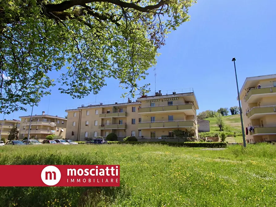 Immagine 2 di Appartamento in vendita  in Via Bachelet 12 a Esanatoglia