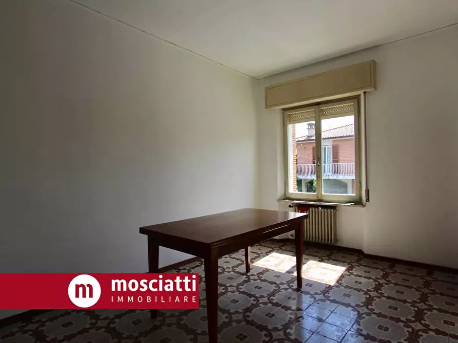 Immagine 6 di Appartamento in vendita  in Viale Martiri Della Libertà a Esanatoglia