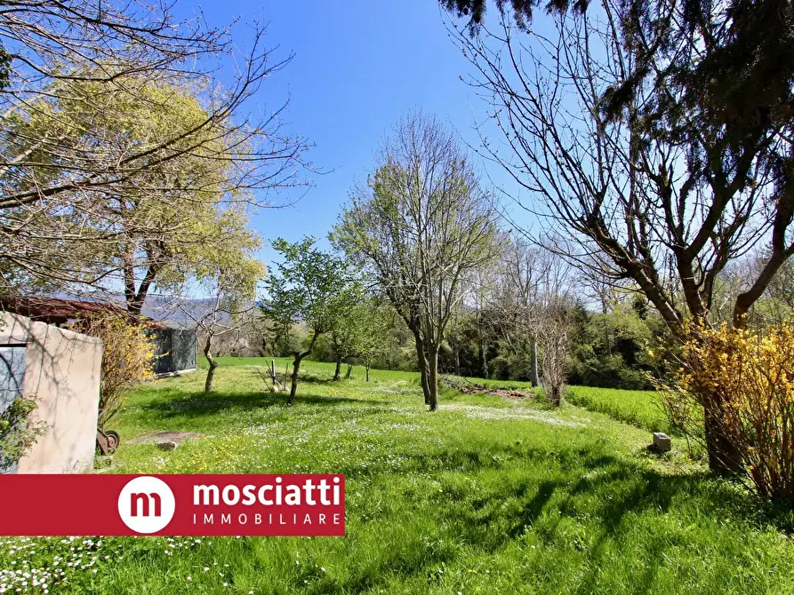 Immagine 5 di Casa indipendente in vendita  in Località Cecca a Esanatoglia