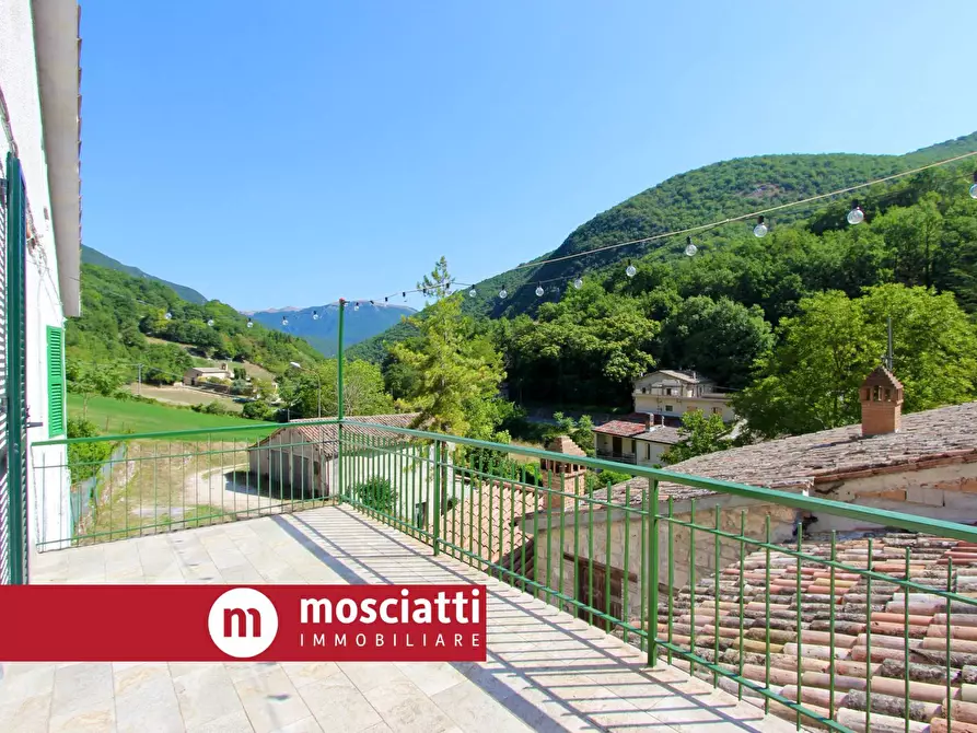 Immagine 3 di Casa indipendente in vendita  in Via Dell'Olmo 19 a Fiuminata