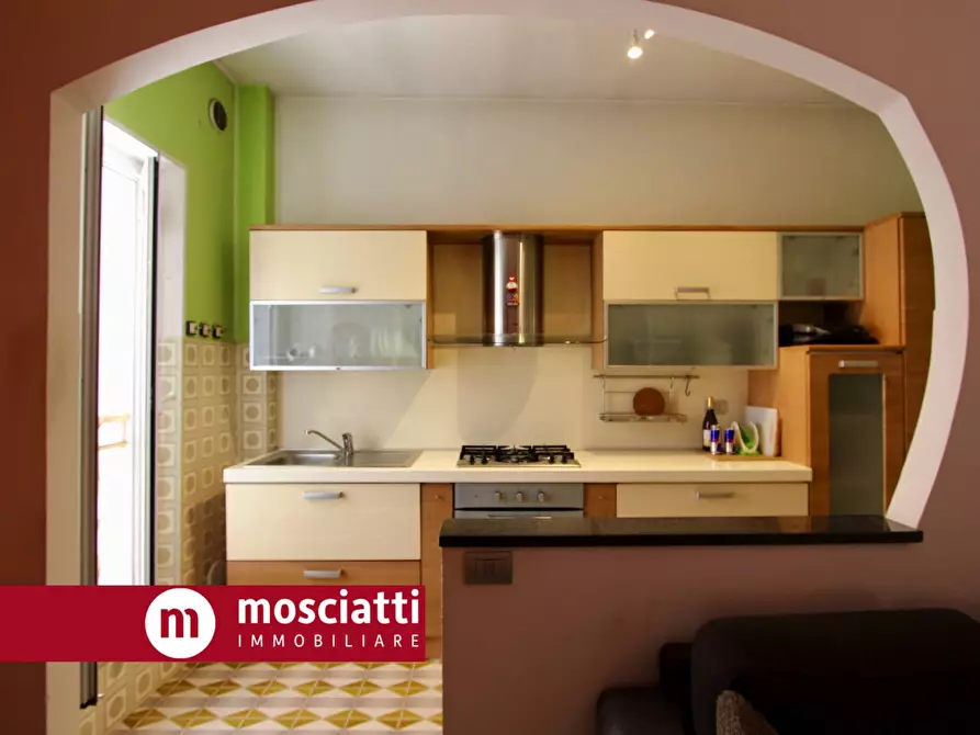 Immagine 5 di Appartamento in vendita  in Vicolo Cafasso II 2 a Esanatoglia