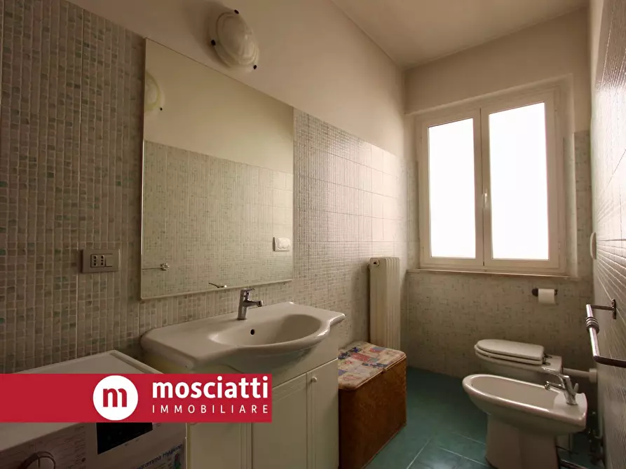 Immagine 10 di Appartamento in vendita  in Vicolo Cafasso II 2 a Esanatoglia