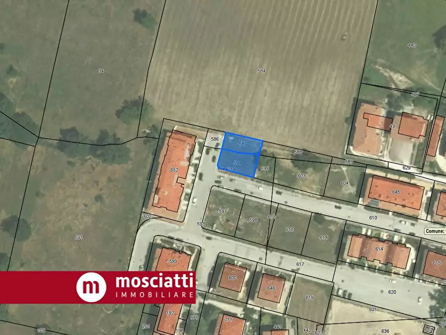 Immagine 2 di Terreno residenziale in vendita  in Casette San Domenico a Esanatoglia