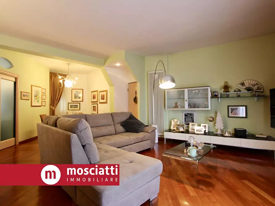 Immagine 4 di Appartamento in vendita  in Viale Cesare Battisti 13 a Esanatoglia