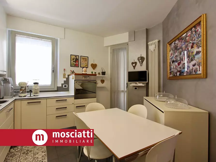 Immagine 9 di Appartamento in vendita  in Viale Cesare Battisti 13 a Esanatoglia