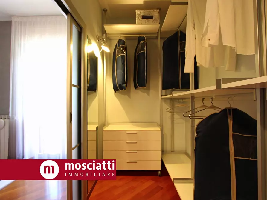 Immagine 13 di Appartamento in vendita  in Viale Cesare Battisti 13 a Esanatoglia