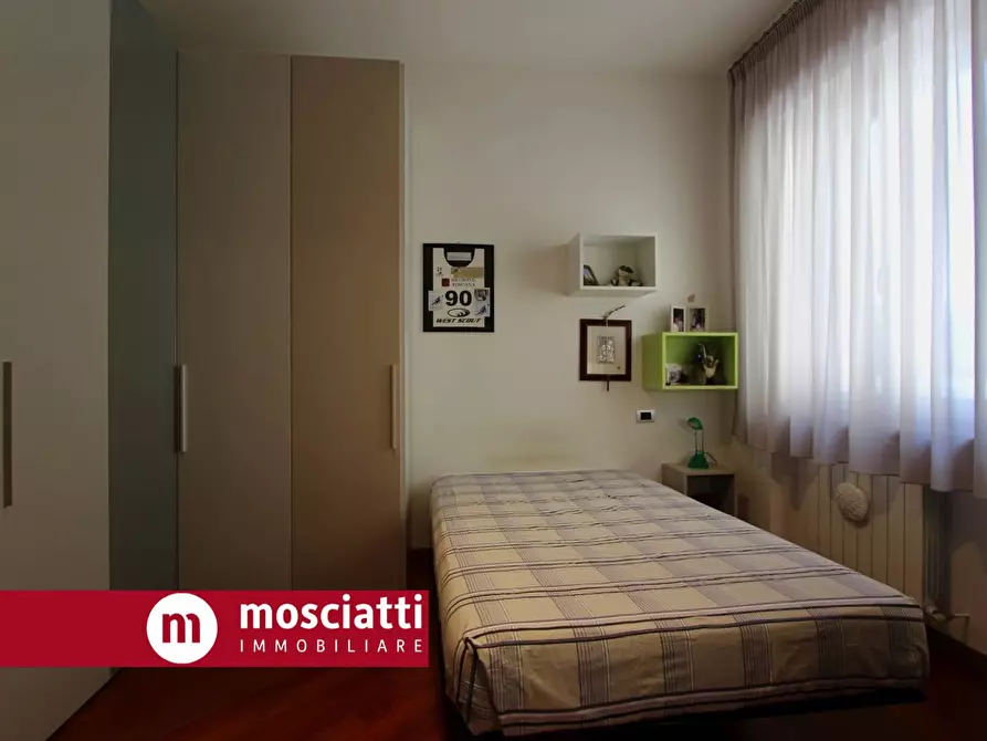 Immagine 15 di Appartamento in vendita  in Viale Cesare Battisti 13 a Esanatoglia