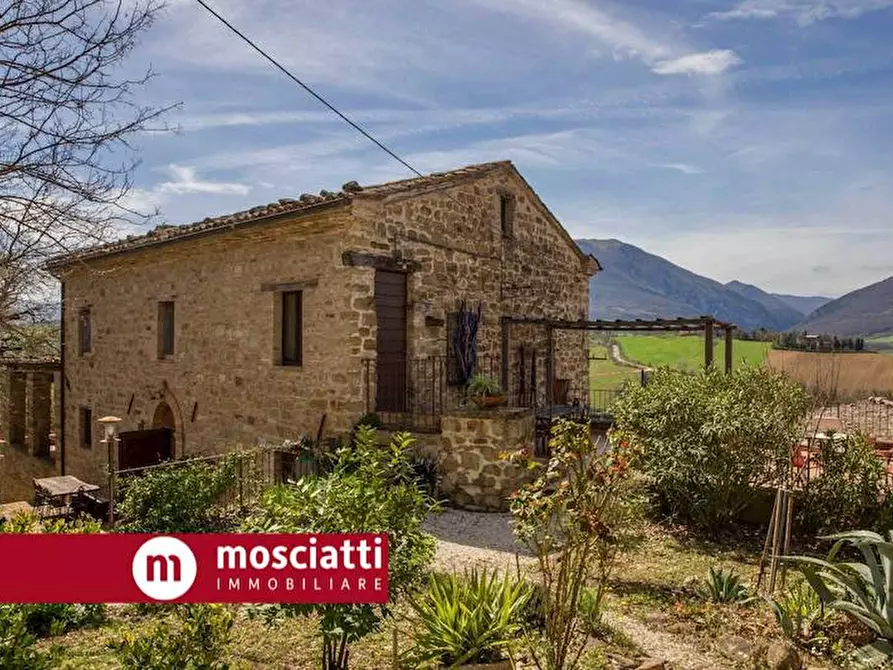 Immagine 6 di Casa indipendente in vendita  in Località Rocca D'Ajello a Camerino