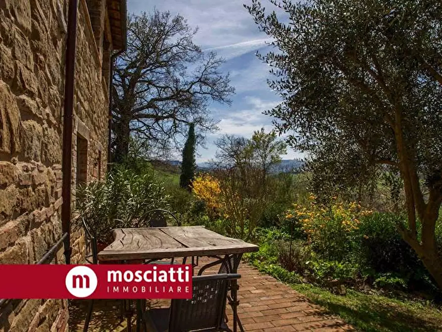 Immagine 9 di Casa indipendente in vendita  in Località Rocca D'Ajello a Camerino