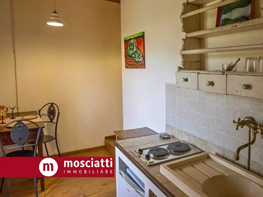 Immagine 13 di Casa indipendente in vendita  in Località Rocca D'Ajello a Camerino