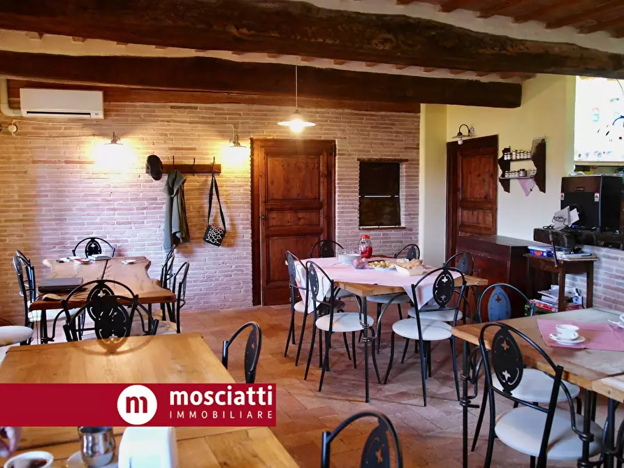 Immagine 18 di Casa indipendente in vendita  in Località Rocca D'Ajello a Camerino