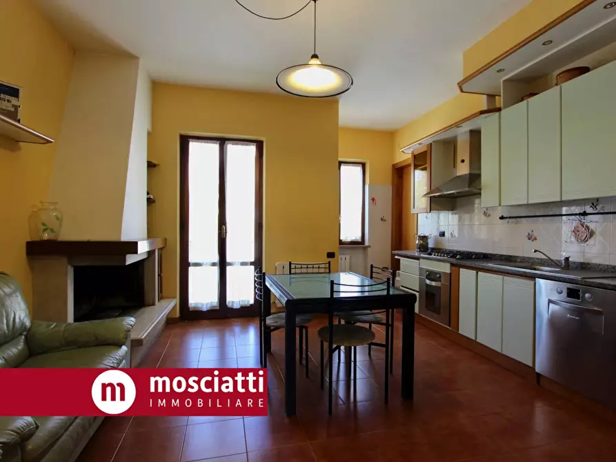 Immagine 7 di Appartamento in vendita  in Via Del Vallato 29 a Castelraimondo