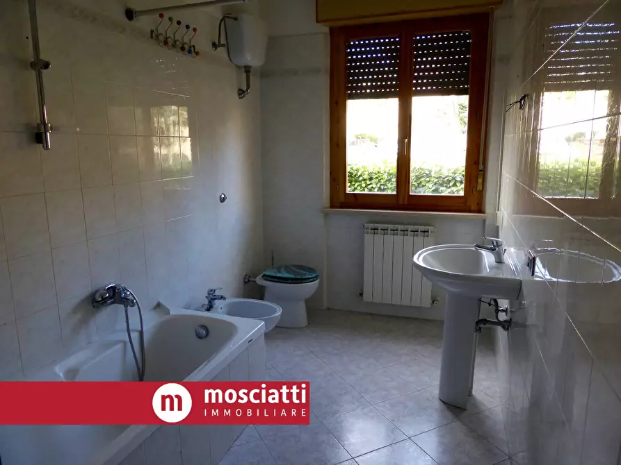 Immagine 7 di Appartamento in vendita  in Circonvallazione 61/A a Esanatoglia