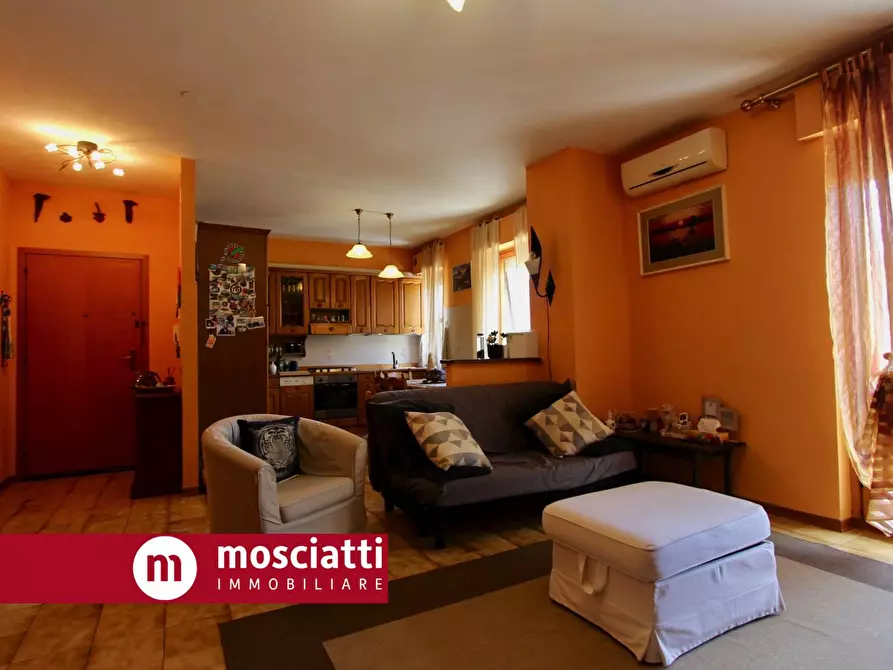 Immagine 2 di Appartamento in vendita  in Via Enrico Mattei 14 a Castelraimondo
