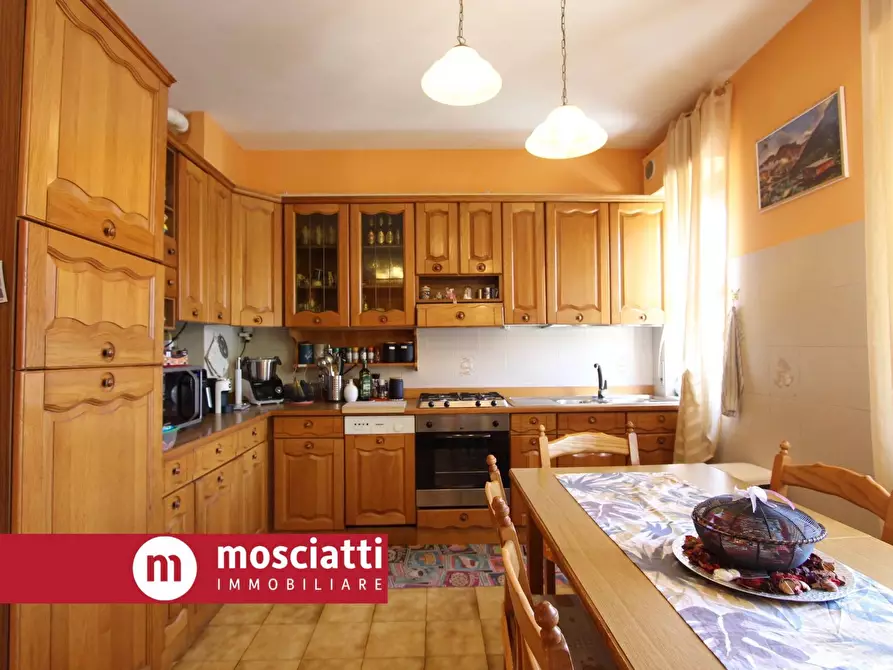 Immagine 4 di Appartamento in vendita  in Via Enrico Mattei 14 a Castelraimondo