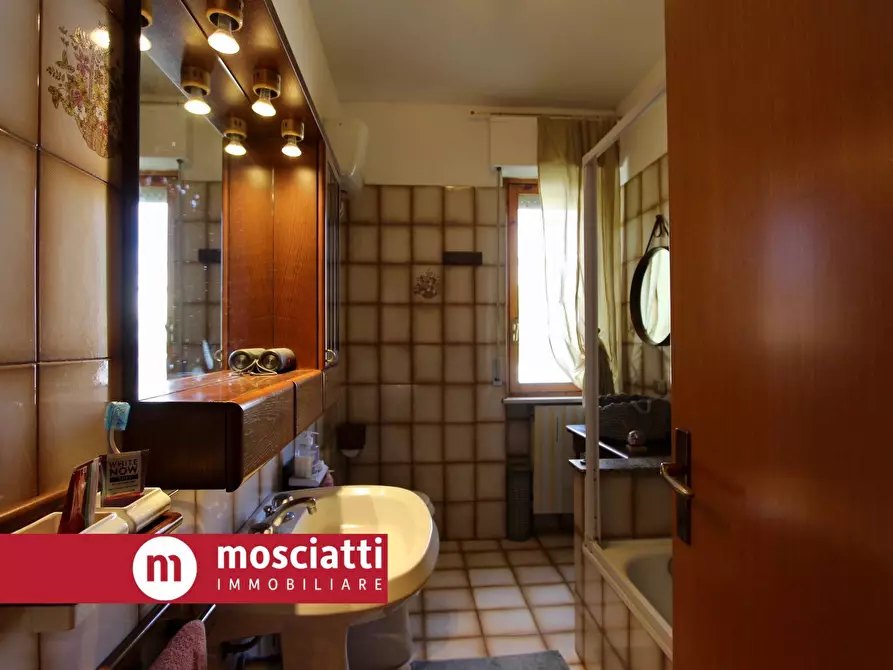 Immagine 10 di Appartamento in vendita  in Via Enrico Mattei 14 a Castelraimondo