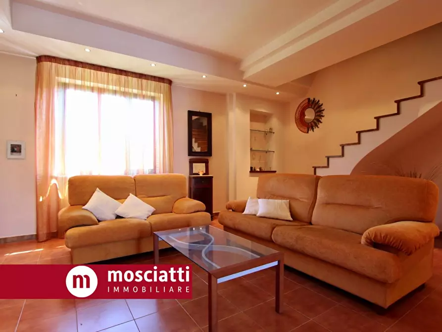 Immagine 7 di Casa indipendente in vendita  in Via Del Vallato 29 a Castelraimondo